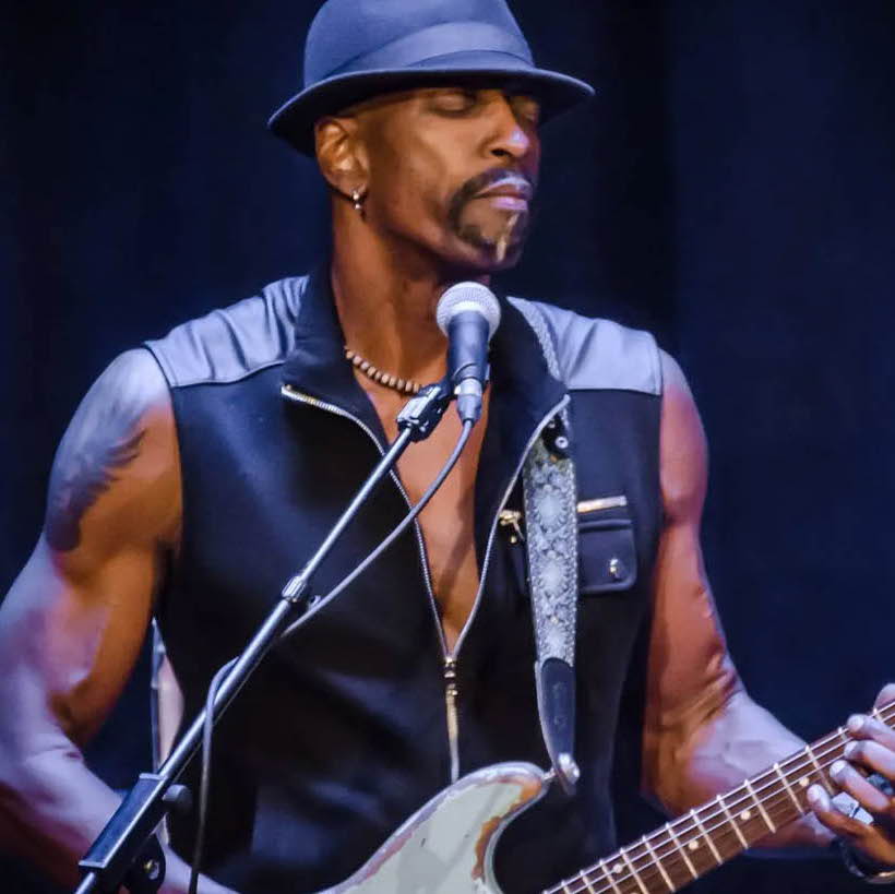 Dennis Jones - Blues / Rock